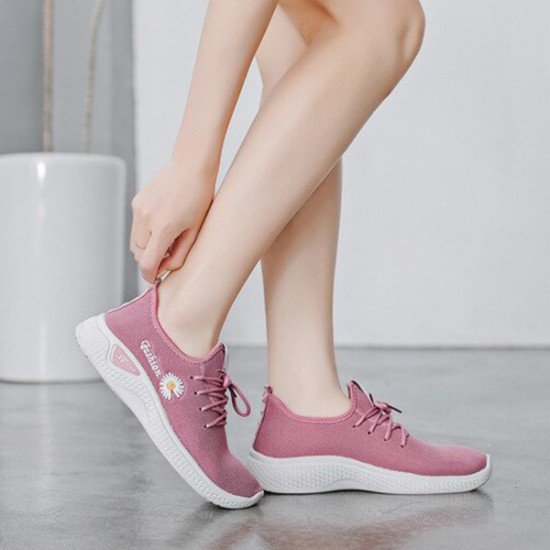 breathable casual sneakers