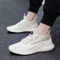 Men Sports Light Breathable Soft Sole Sneakers