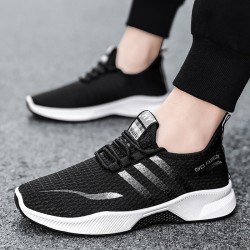 Men Sports Light Breathable Soft Sole Sneakers